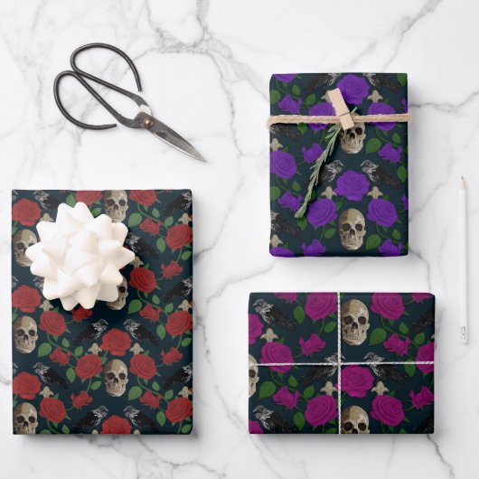 Dunkelgotische grungy Rose Vines Raven Skull Geschenkpapier Set (Vorderseite)