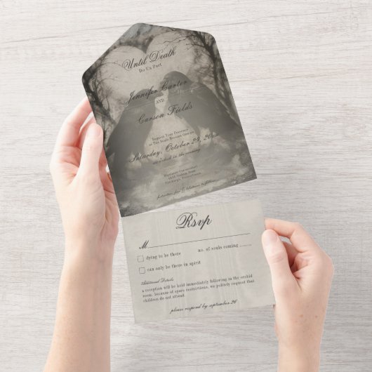 Dunkelgotische Schwarz & Tan Raven Dinner mit Deta All In One Einladung (Abreißen)