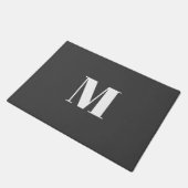 Dunkelgrau Anfangsbuchstaben Monogram modern Fußmatte (Schrägansicht)