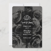 Dunkelgraue und schwarze Rose Blumenstrauß Hochzei Einladung (Vorderseite)