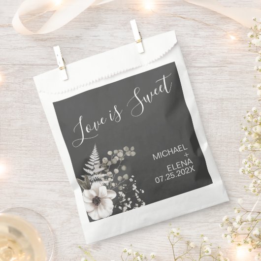 Dunkelgraue und weiße Blütenhochzeit Geschenktütchen (Ausgeschnitten)