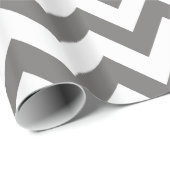 Dunkelgraues und weißes Zickzack Geschenkpapier (Rolleneckpunkt)