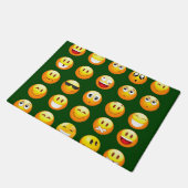dunkelgrüne Emoji-Türmatte Fußmatte (Schrägansicht)