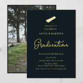 Dunkelgrüne Kalligrafie Elegantes Foto Abschluss Einladung (Vorne/Hinten)