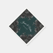 Dunkelgrüne schwarzgotische Rose Hochzeit Serviette (Ecke)