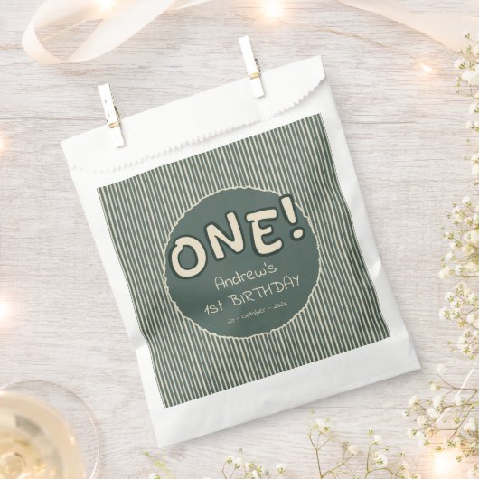 Dunkelgrüne Streifen 1. Geburtstag Geschenktütchen (Ausgeschnitten)