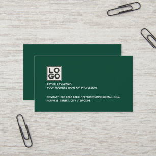 dunkelgrüne Visitenkarte mit Firmenlogo