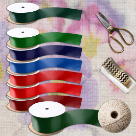 Dunkelgrüne Zedernbaum fest minimalistisch Satinband