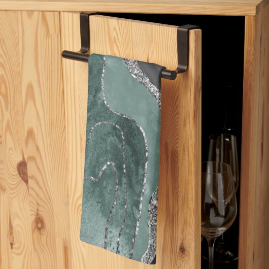 Dunkelgrüner schwarzer Marmor Agate Silver Glam #1 Geschirrtuch (Drittel gefaltet)