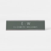 Dunkelgrünes Elegant Moderner Minimalistischer Mon Schreibtischnamensplakette (Vorderseite )