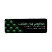 Dunkelgrünes funkelnd Kleeblatt auf schwarz (Vorne)