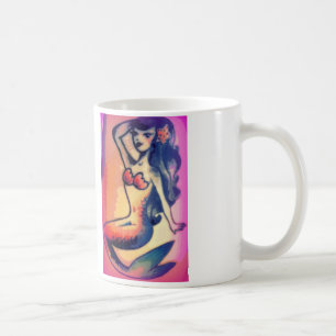dunkelhaarige Meerjungfrauschönheit Kaffeetasse