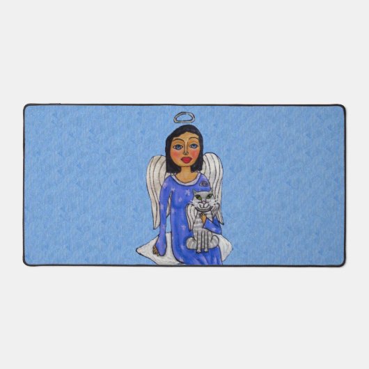 Dunkelhaariger Engel mit Angel Cat auf Cloud Blue Schreibtischunterlage (Vorderseite)