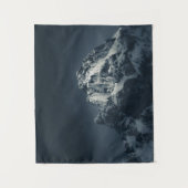 Dunkelheit und Berge Wandteppich (Vorderseite)