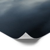 Dunkelheit und Chaos über dem Berg Poster (Ecke)