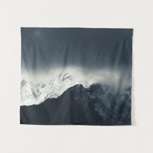 Dunkelheit und Licht auf schneebedeckte Berge Wandteppich (Vorderseite (Horizontal))