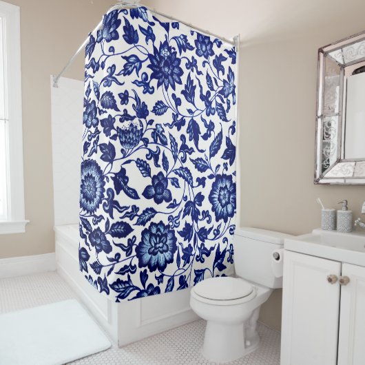 Dunkelmarineblau-Blumenmuster auf Weiß Duschvorhang (Beispiel)