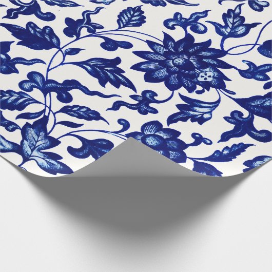 Dunkelmarineblau-Blumenmuster auf Weiß Geschenkpapier (Ecke)