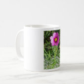 Dunkelrosa Kosmos daisy Blume Kaffeetasse (Vorderseite Links)