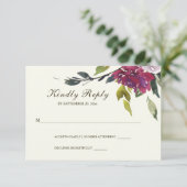 Dunkelrosa Lila Blumenwasserfarbenhochzeit RSVP Karte (Stehend Vorderseite)
