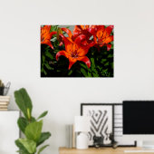 Dunkelrosa Orangefarbene Lilie Poster (Heimbüro)