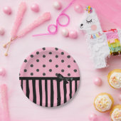 Dunkelrosa und schwarzer Polka-Dot gestrichene Pap Pappteller (Party)