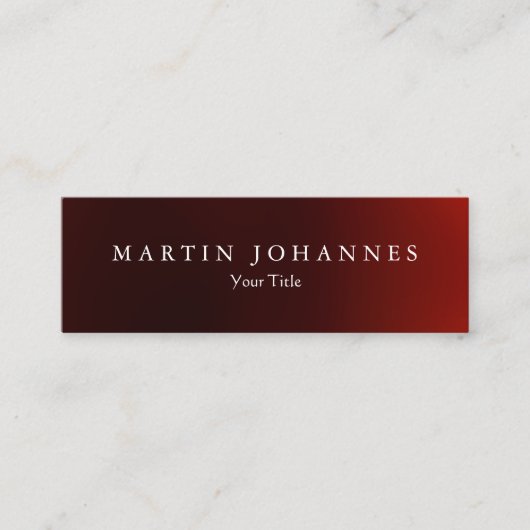 Dunkelrote berufliche Visitenkarte mit schlanker O (Vorderseite)