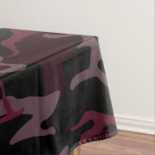Dunkelrote Camouflage Tischdecke (Beispiel)