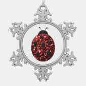 Dunkelrote Ladybug-Imitate Glitzer Glitzern Schneeflocken Zinn-Ornament (Vorderseite)