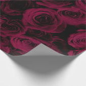 Dunkelrote magenta burgundy-Rose Geschenkpapier (Ecke)