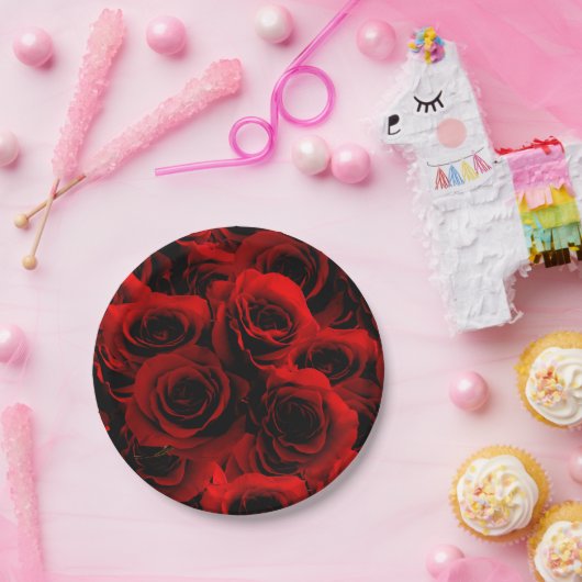 Dunkelrote Rosen für Sie Pappteller (Party)