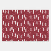 Dunkelrote, rustikale Urlaubsmuster Holzbäume Kari Geschenkpapier Set (Vorderseite)