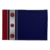 Dunkelroter, weißer und blauer kissenbezug (Rückseite-Links)