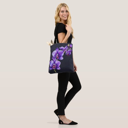Dunkelschiefer grau, Lila Orchid-Tasche Tasche (Am Model)