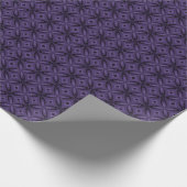 Dunkelviolett gefärbtes Retro-Muster Geschenkpapier (Ecke)