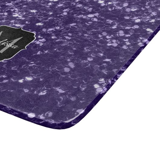 Dunkelviolett, lila Glitzer Glitzern Monogram Schneidebrett (Ecke)
