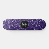 Dunkelviolett, lila Glitzer Glitzern Monogram Skateboard (Horizontal)