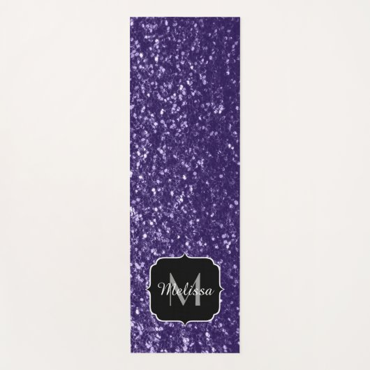 Dunkelviolett, lila Glitzer Glitzern Monogram Yogamatte (Vorderseite)