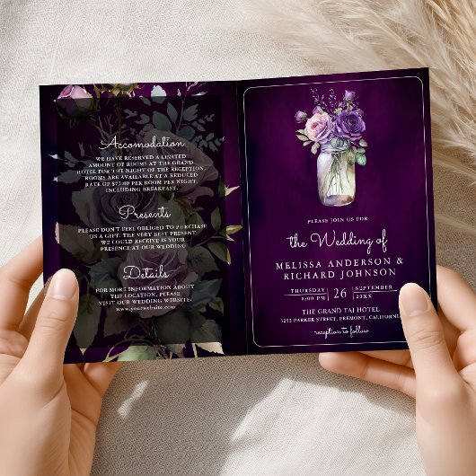 Dunkelviolette Blumen-Mason-Glas-QR-Code-stimmungs Einladung