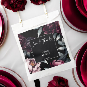 Dunkelweinige Blume Geschenktütchen