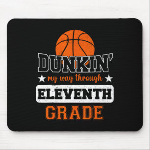 Dunking Mein Weg durch die 11. Klasse Bysketbyll B Mousepad