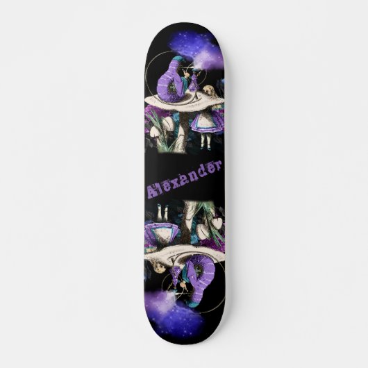 Dunkle Alice und die Raupe Rauchen im Pilz Skateboard (Vorne)