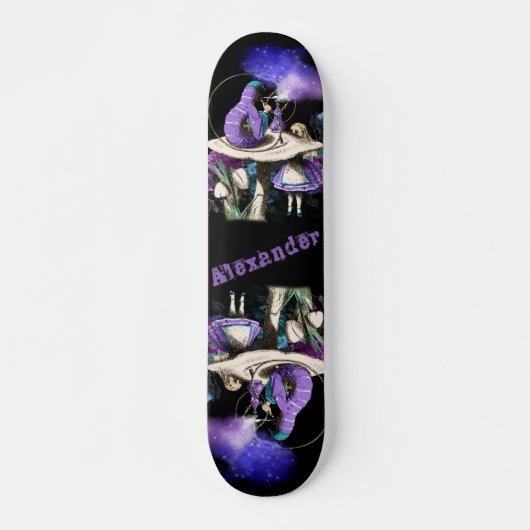 Dunkle Alice und die Raupe Rauchen im Pilz Skateboard (Vorne)