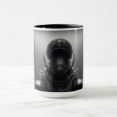Dunkle Alien Kreatur Tasse (Zentrum)