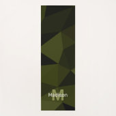 Dunkle Armee grüne schwarze Geometrie Monogramm Yogamatte (Vorderseite)
