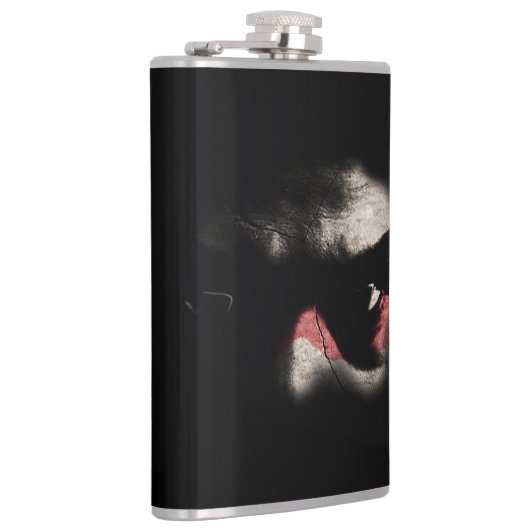 Dunkle Augen Flachmann (Rechts)