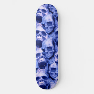 Dunkle blaue Skulls Skateboard