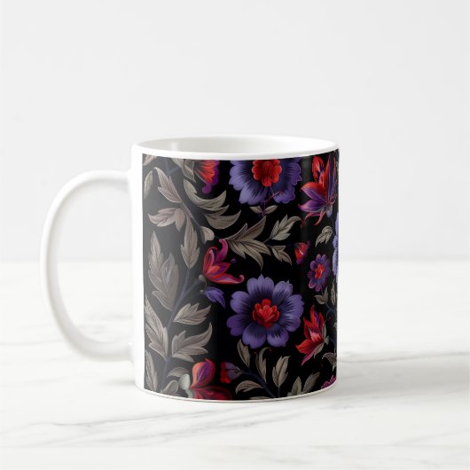 Dunkle Eleganz: Schwarzes und Lila Blumenmuster Kaffeetasse (Links)
