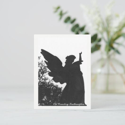 Dunkle Engels-Statue-alter Postkarte (Stehend Vorderseite)