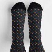 Dunkle Erde Ton Wald Polka Punkte Design Socken (Oben)